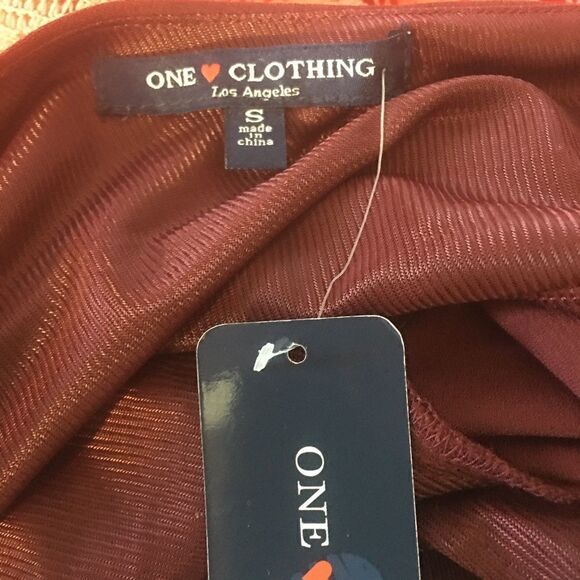 NWT One Clothing V-Neck Wine 3/4 Sleeve Mini Dress Size S - Picture 3 of 3